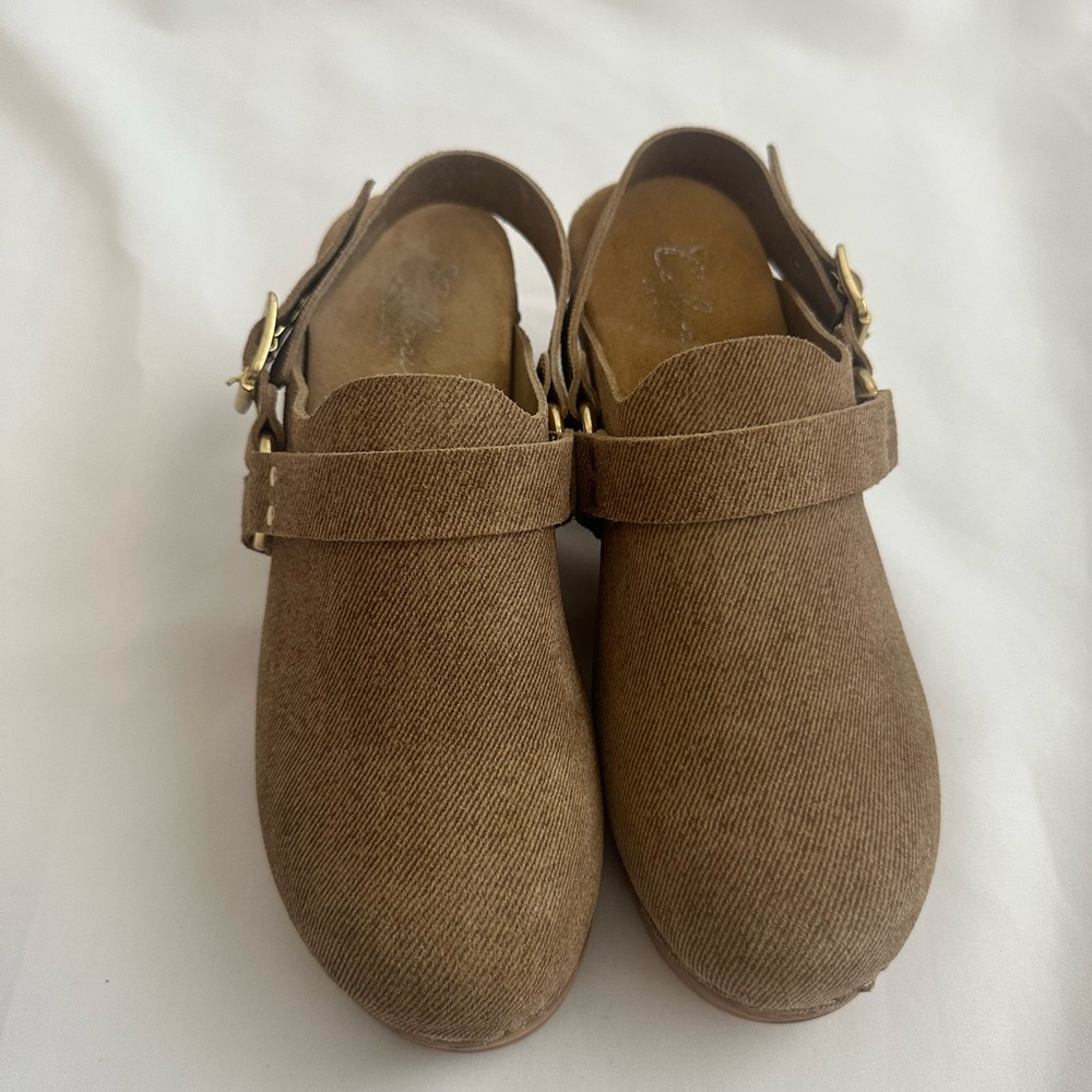 Calou Stockholm Tindra Beige Clogs - Picture 3 of 6